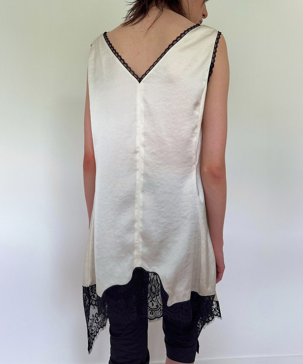 다이애그널(DIAGONAL) LACE SLIP DRESS (ivory)