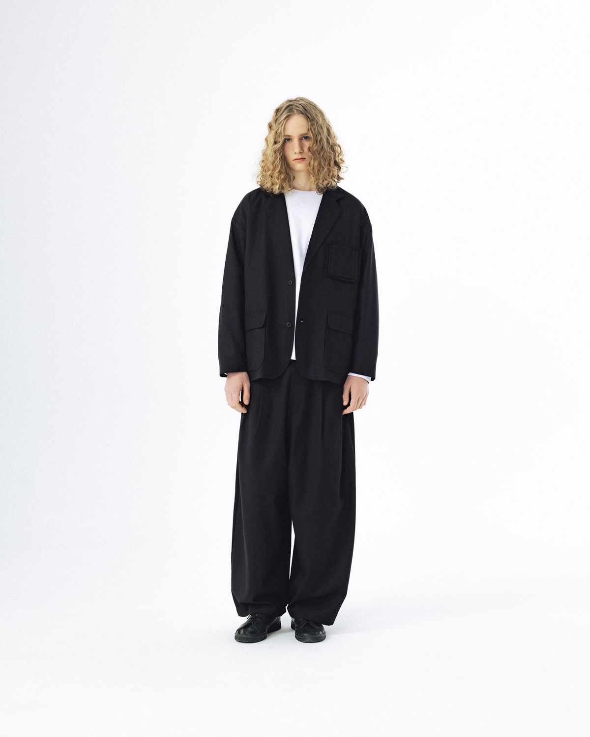 앵글런(ANGLAN) Mix Structured Blazer - Black