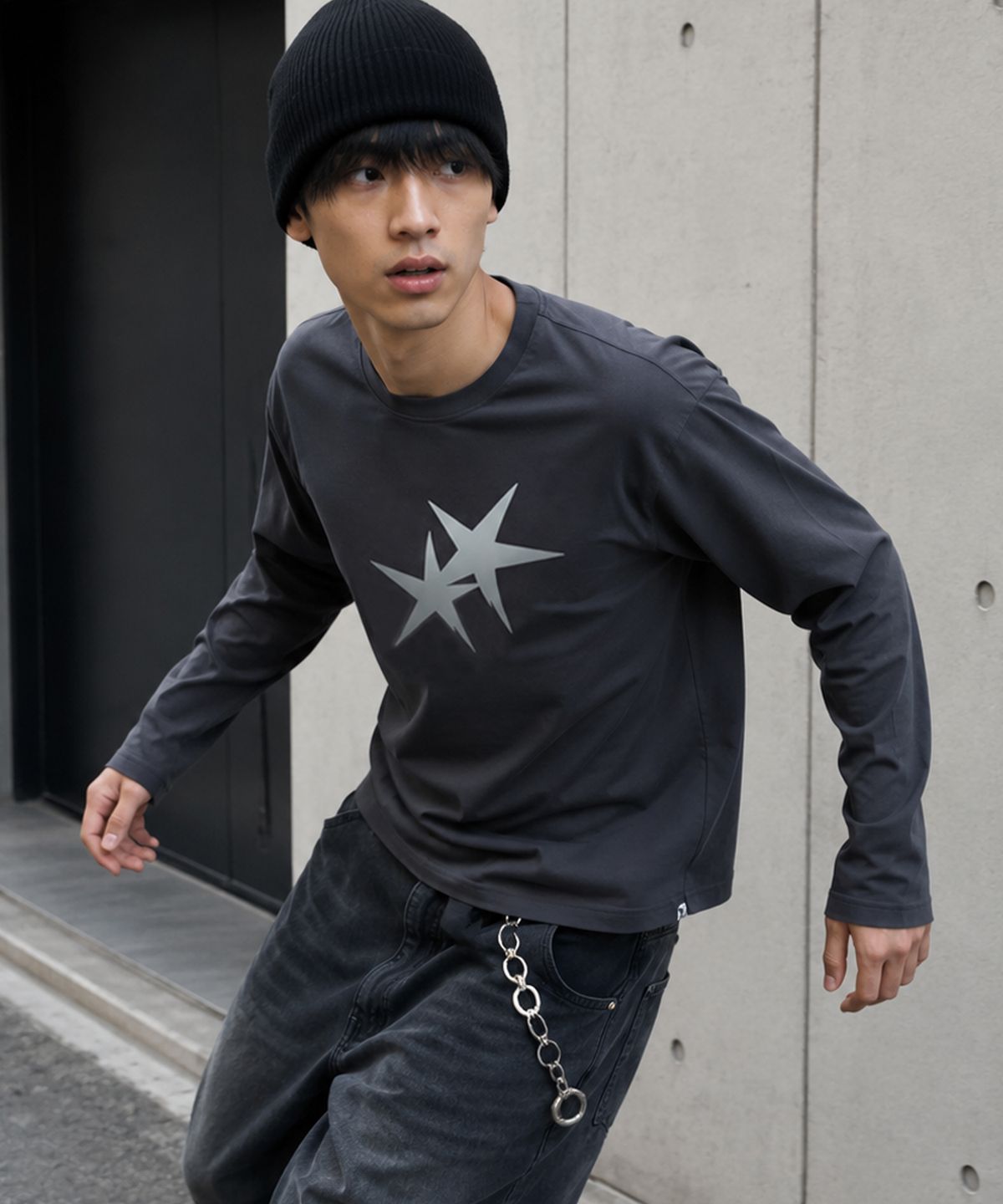 그레이버 오디너리(GRAVER ORDINARY) [ODNR UNISEX]Twins Star 롱슬리브 긴팔티셔츠_White