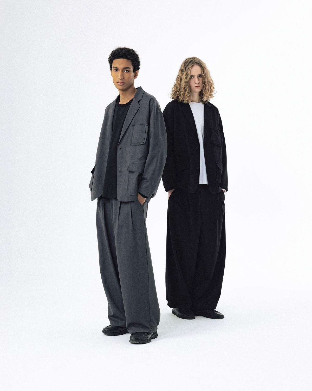 앵글런(ANGLAN) Mix Structured Blazer - Grey