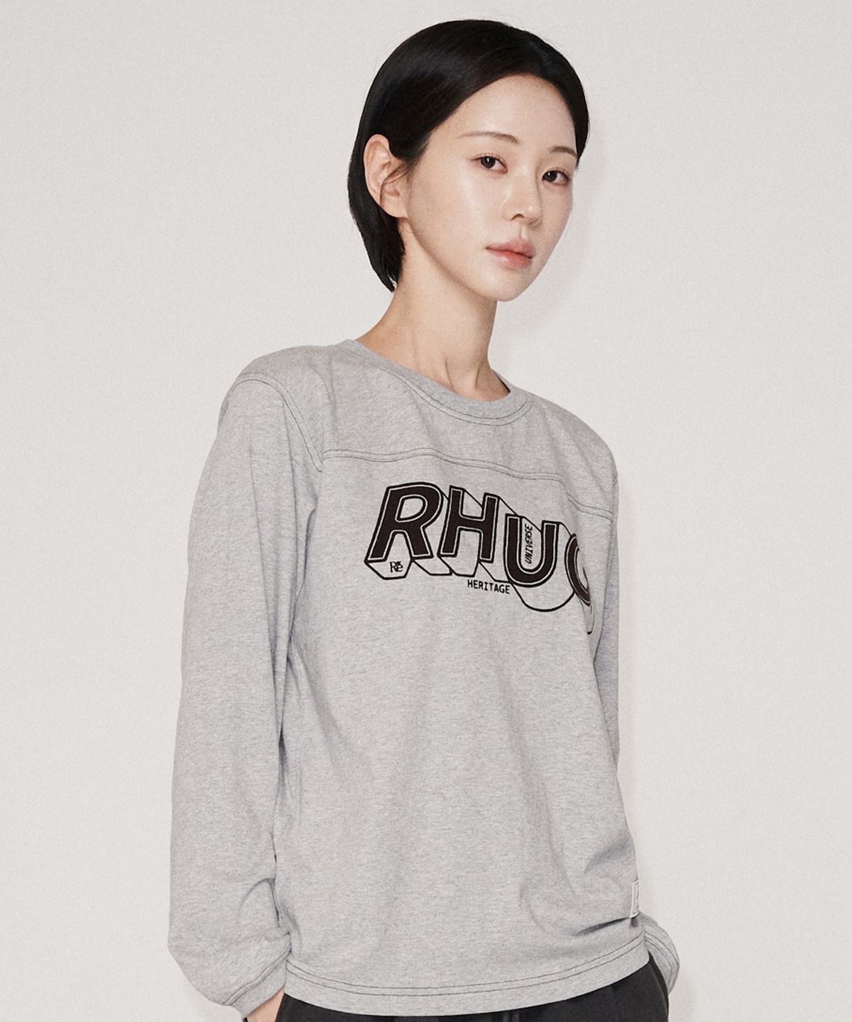 유니버스 가먼트(UNIVERSE GARMENT) RHUG 그래픽 긴팔 티셔츠_GREY