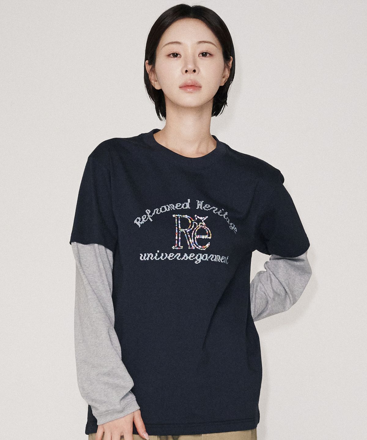 유니버스 가먼트(UNIVERSE GARMENT) 레이어드 그래픽 긴팔 티셔츠_NAVY
