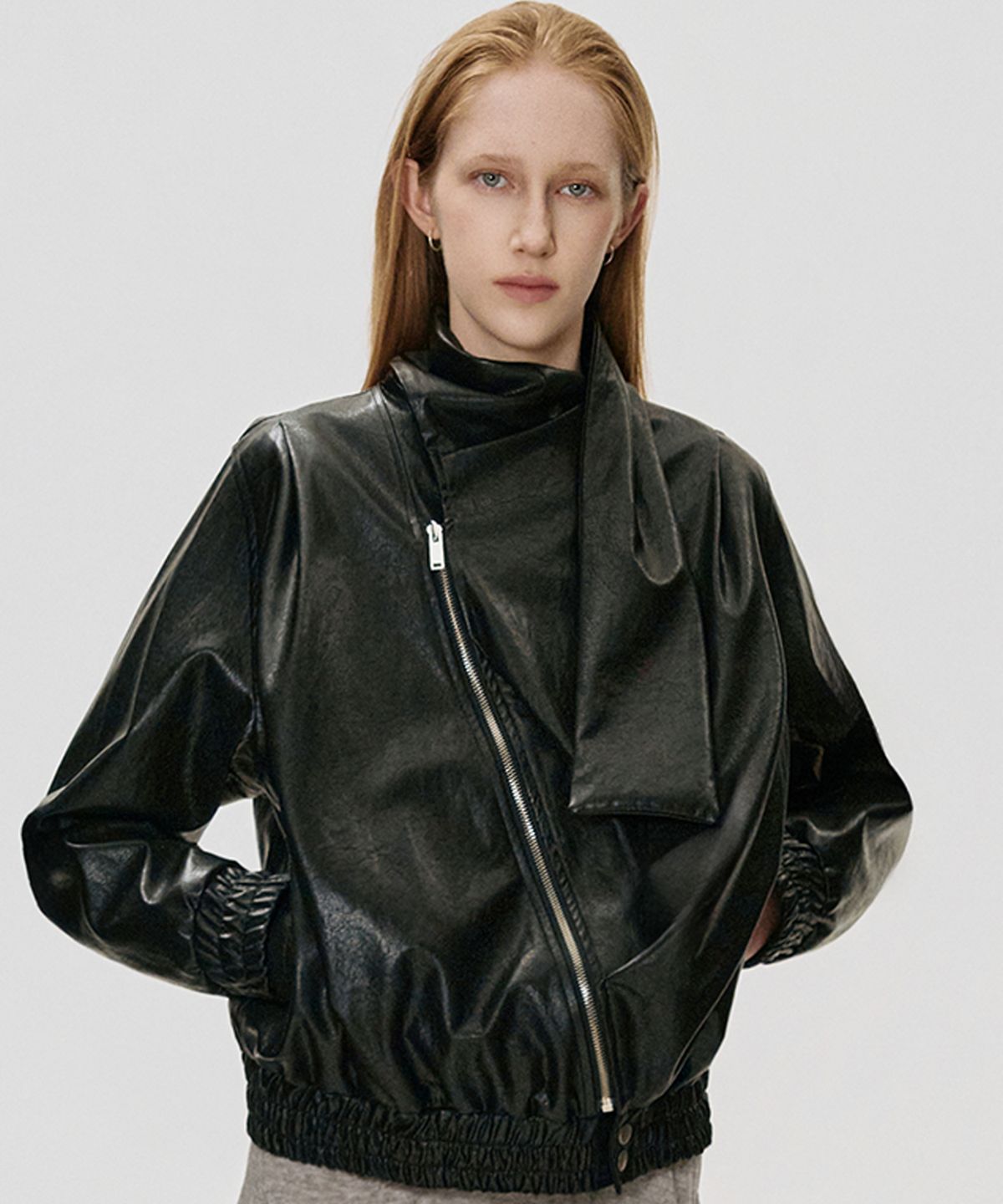 킴지수(KIMZISU) Scarf Faux Leather Jacket_BLACK