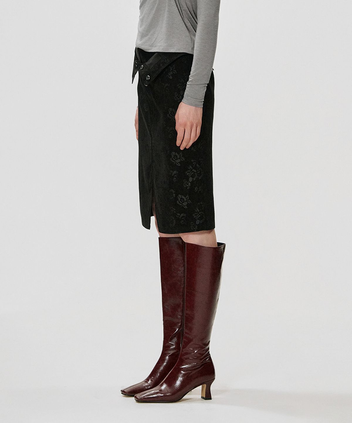 킴지수(KIMZISU) Foldover Rose Skirt_BLACK