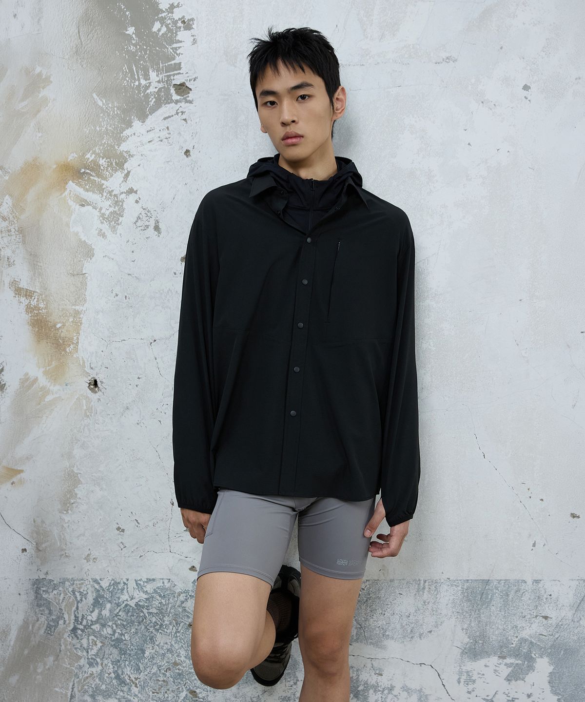 미치코런던 스포츠(MICHIKO LONDON SPORTS) 액티브 벤틸레이션 셔츠 블랙