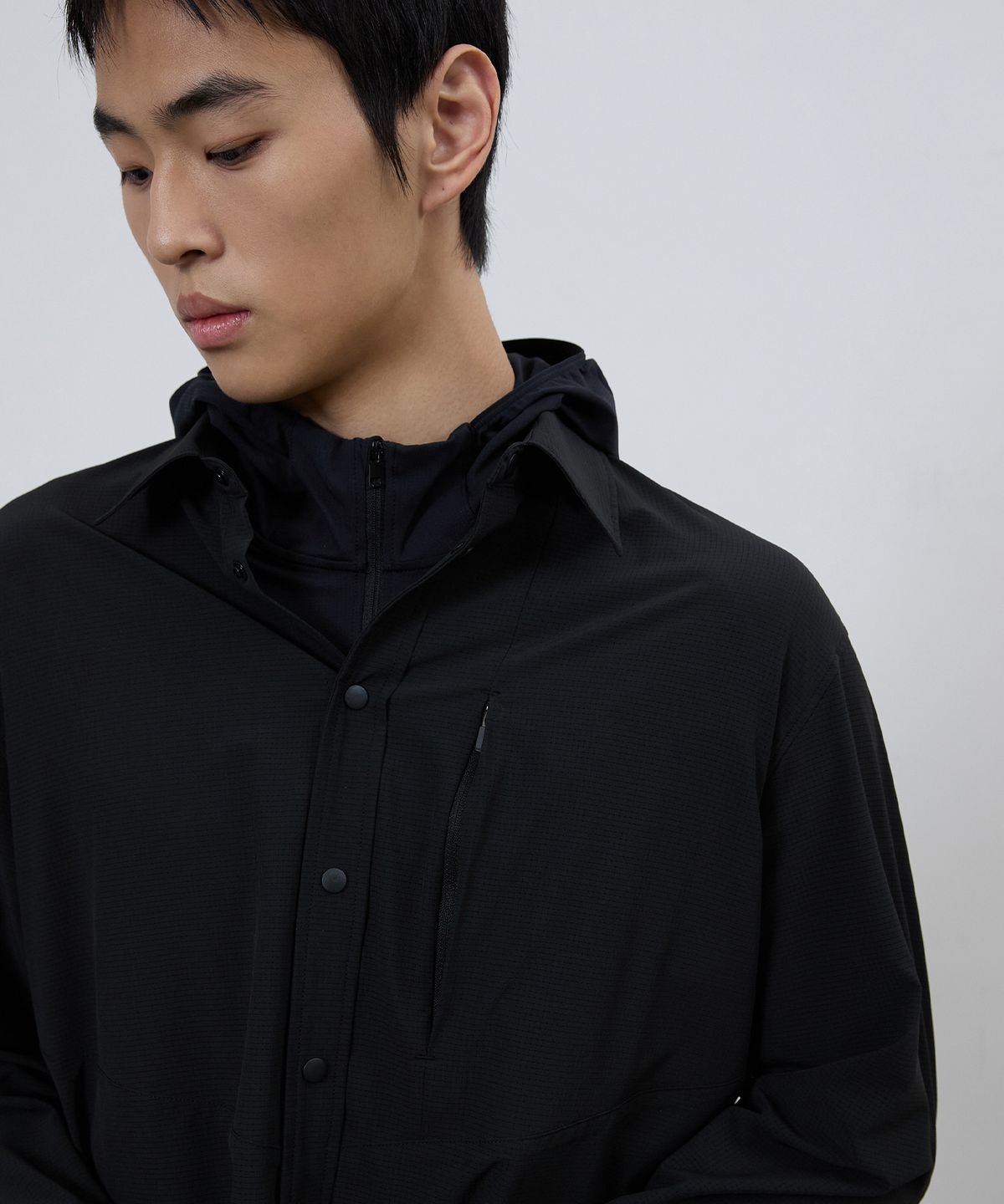 미치코런던 스포츠(MICHIKO LONDON SPORTS) 액티브 벤틸레이션 셔츠 블랙