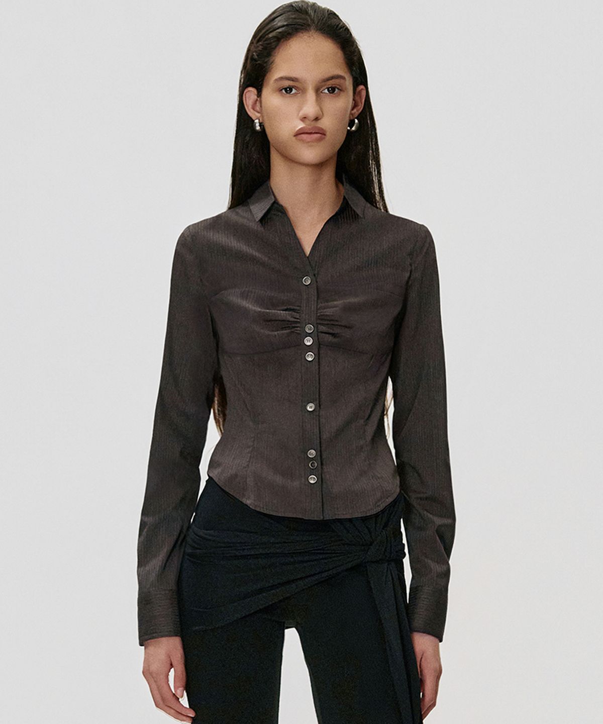 킴지수(KIMZISU) Slim Fit Shirred Shirt_CHARCOAL