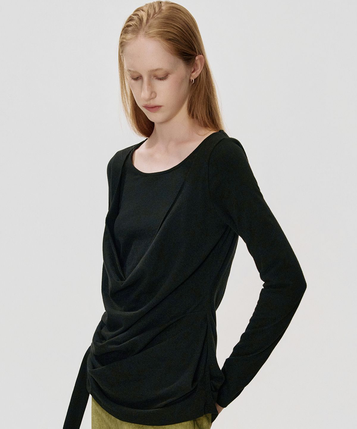 킴지수(KIMZISU) Deep Cowl T-shirt_BLACK