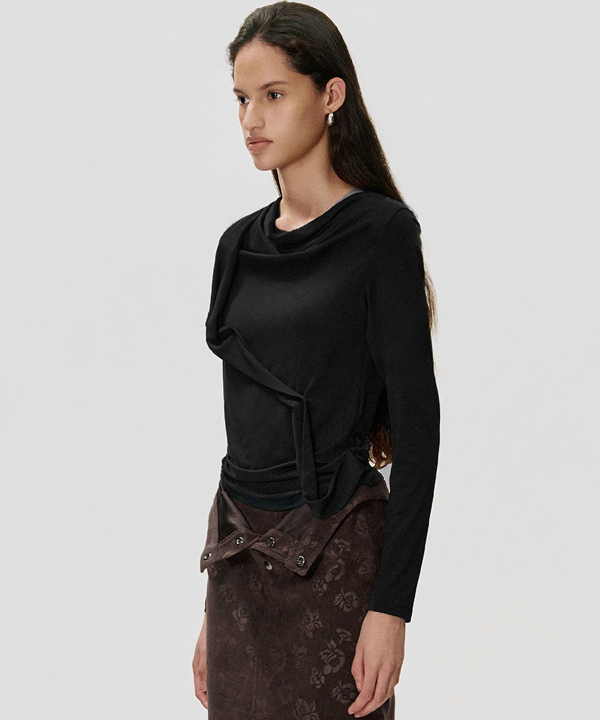 킴지수(KIMZISU) Draped Fold T-shirt_BLACK