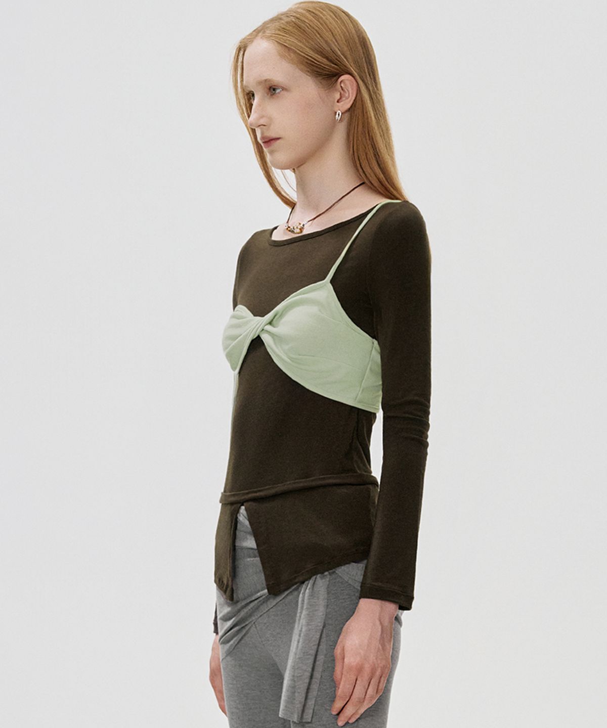 킴지수(KIMZISU) Twisted Bra Layer T-shirt_BROWN