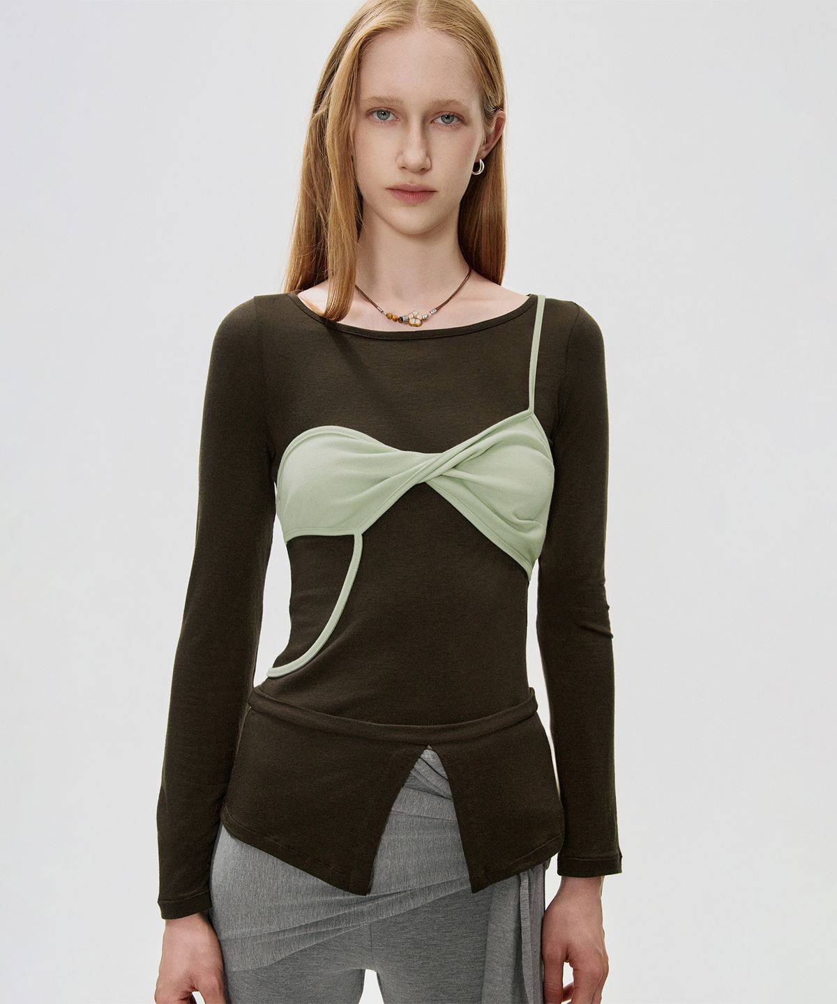 킴지수(KIMZISU) Twisted Bra Layer T-shirt_BROWN