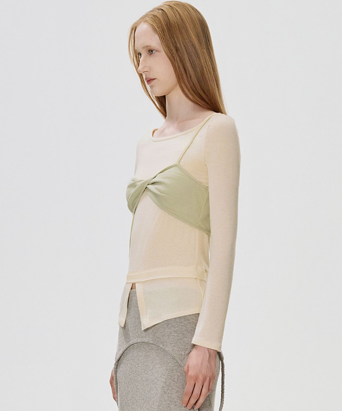 킴지수(KIMZISU) Twisted Bra Layer T-shirt_IVORY