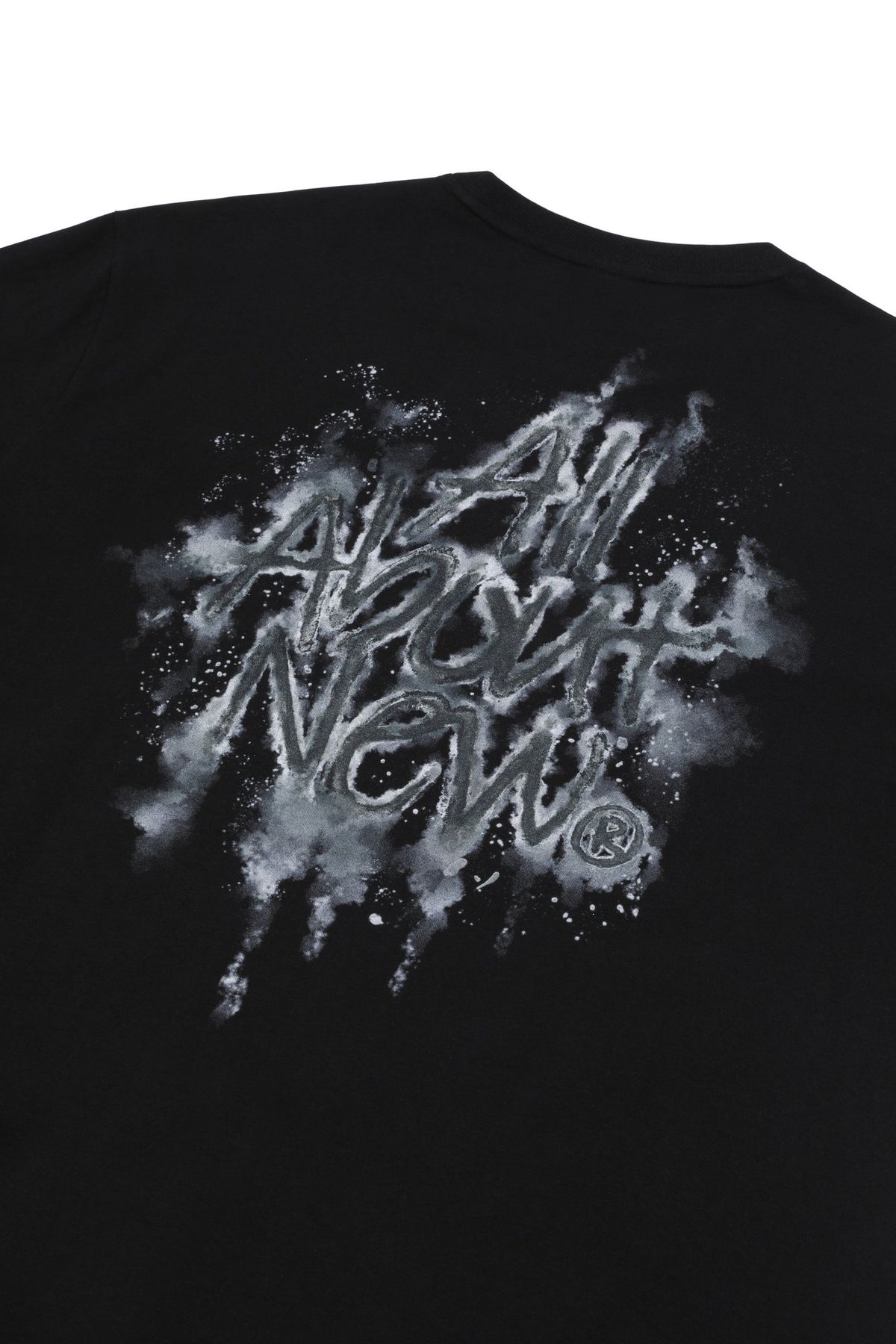 올어바웃뉴(ALL ABOUT NEW) 로고 변형 롱슬리브 티셔츠 블랙 ANA3TR32ABK