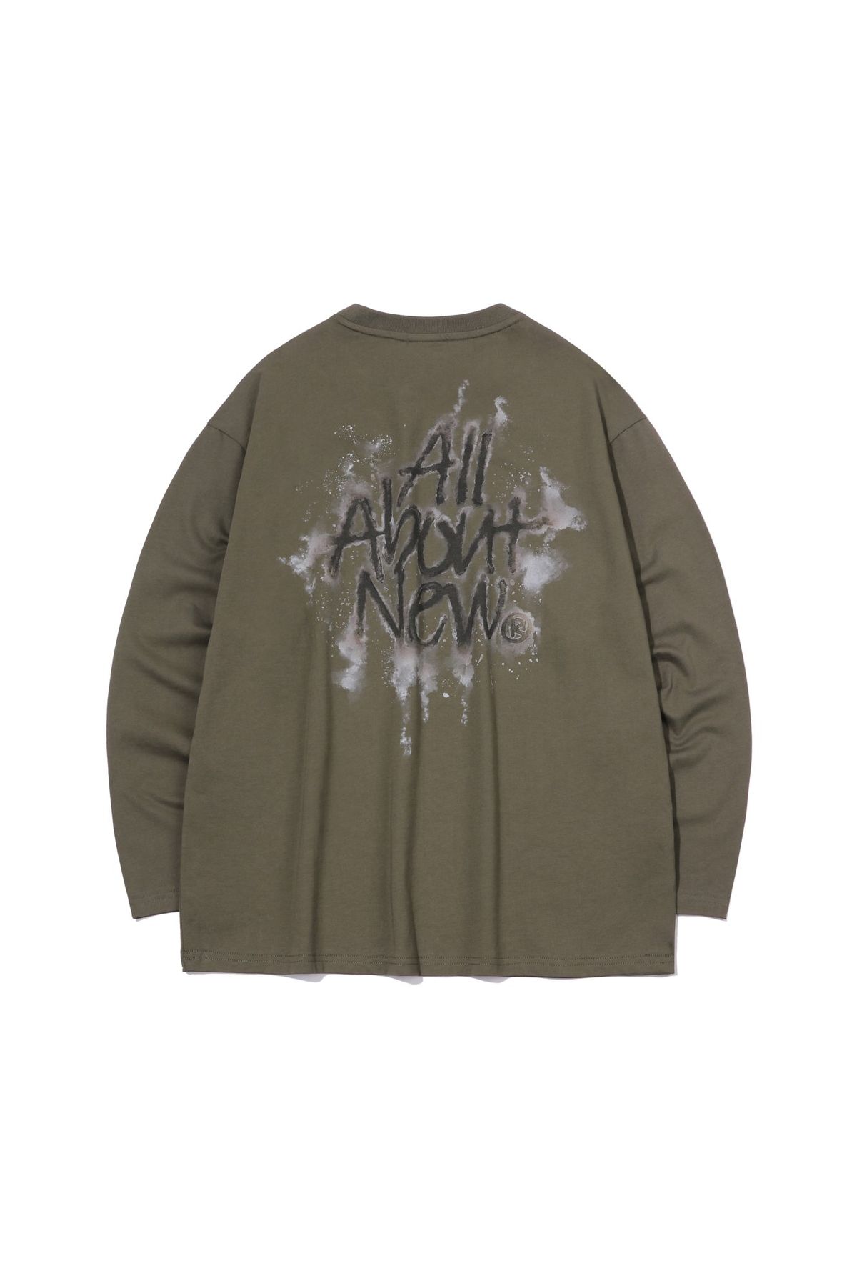 올어바웃뉴(ALL ABOUT NEW) 로고 변형 롱슬리브 티셔츠 브라운 ANA3TR32ABR