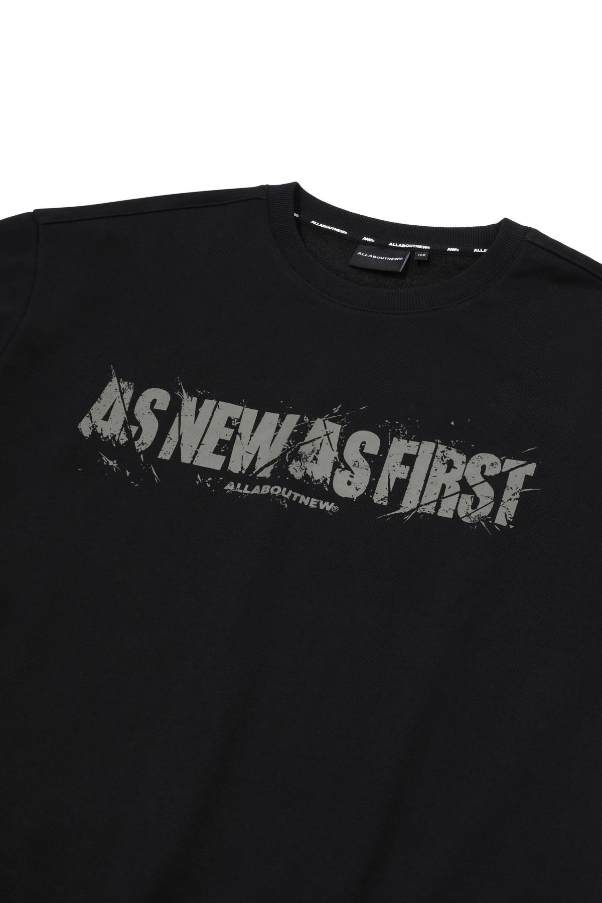 올어바웃뉴(ALL ABOUT NEW) 전면 레터링 맨투맨 블랙 ANA4TM04ABK