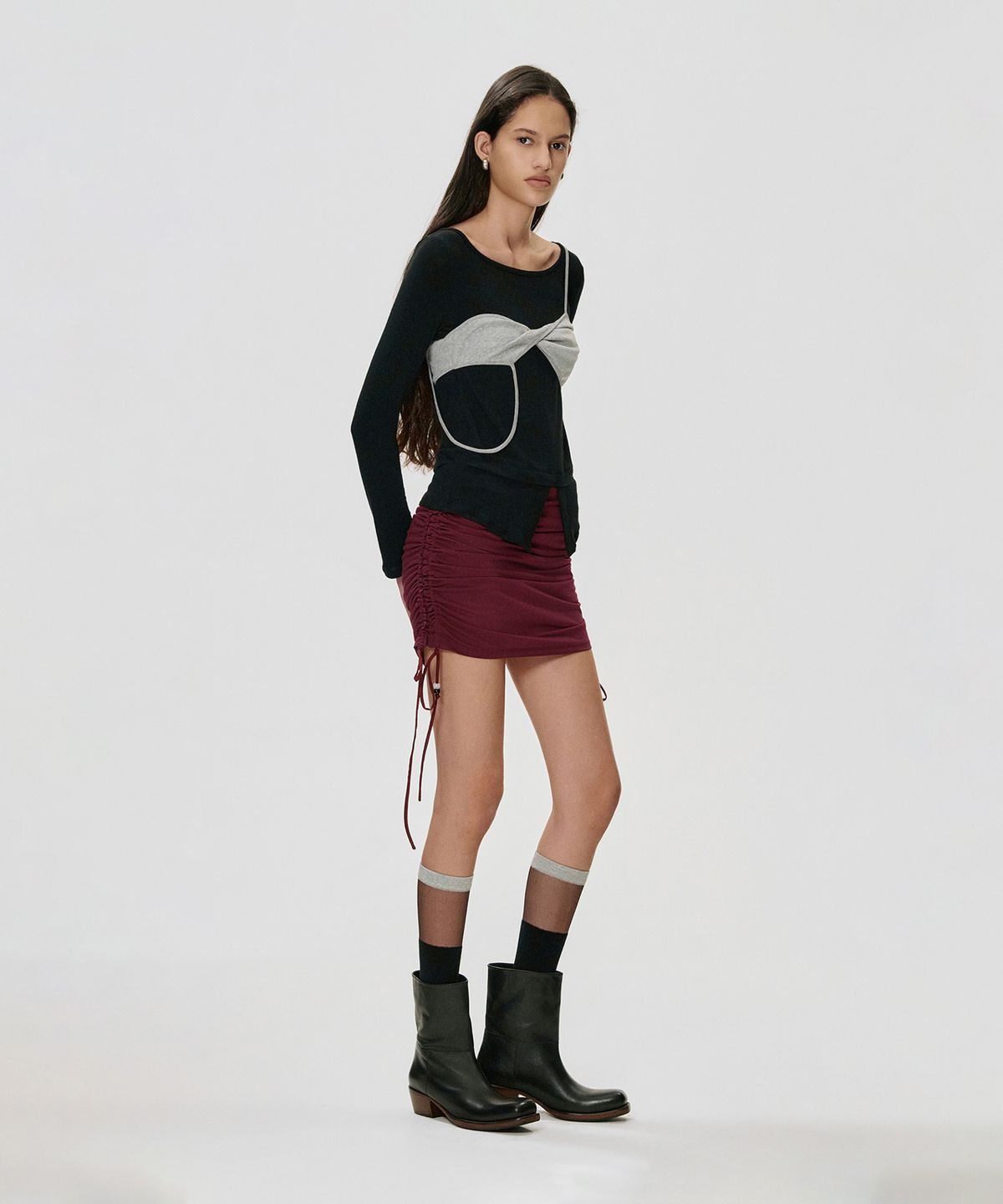 킴지수(KIMZISU) Sheer Color-Block Knee-High Socks_BLACK
