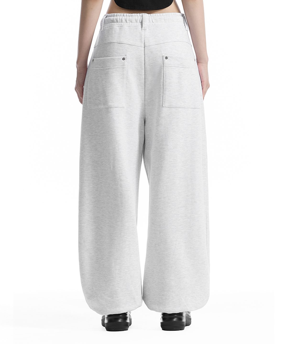 트리밍버드(TREEMINGBIRD) Embossed Logo Set-Up Jogger Sweat Pants [ Light Gray ]
