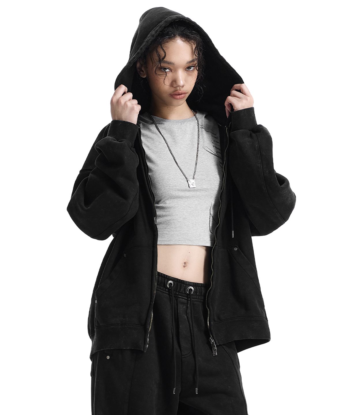 트리밍버드(TREEMINGBIRD) Embossed Logo Set-up Zip-up Hoodie [ Black ]