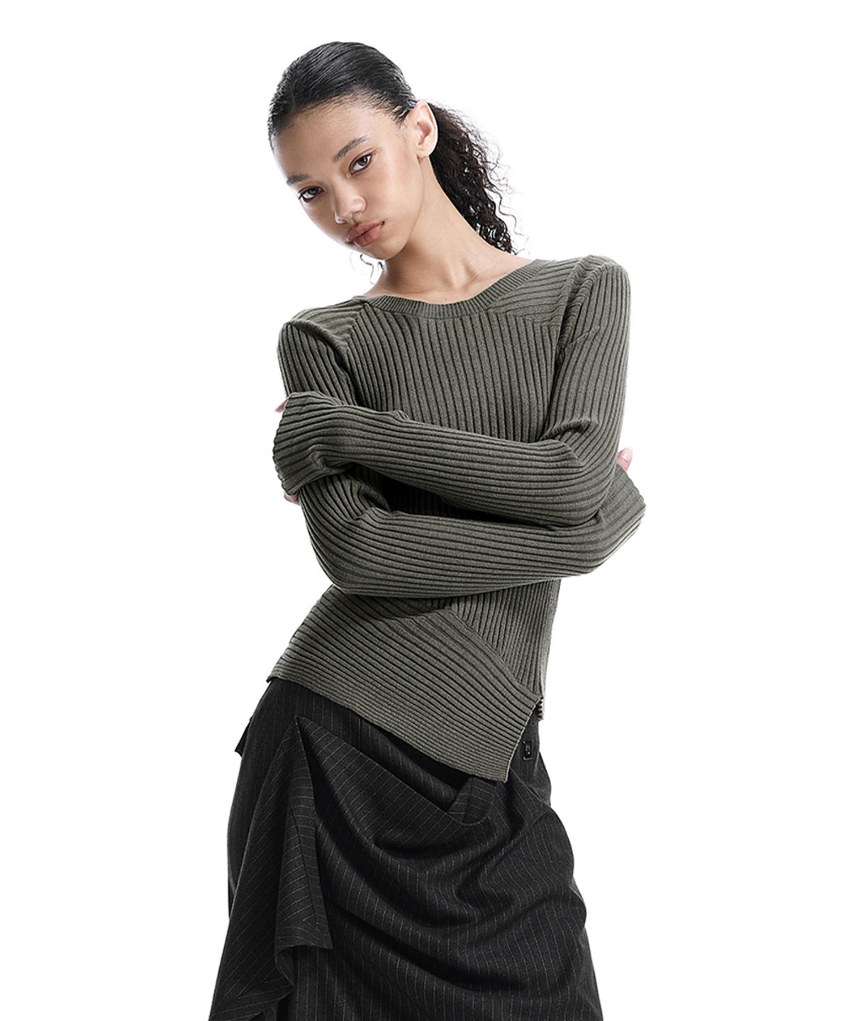 트리밍버드(TREEMINGBIRD) Asymmetric Ribbed Knit Top [ Khaki ]