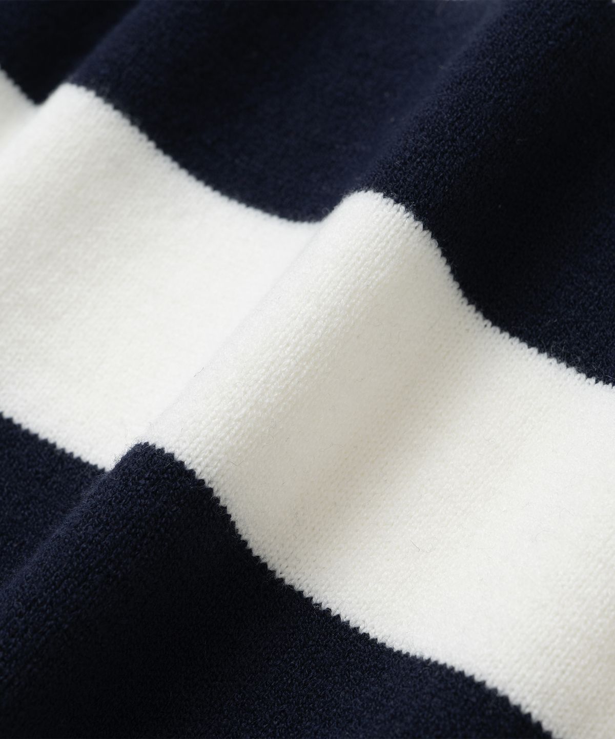 니티드(KNITTED) (UNISEX) 스트라이프 럭비 카라 니트 NAVY
