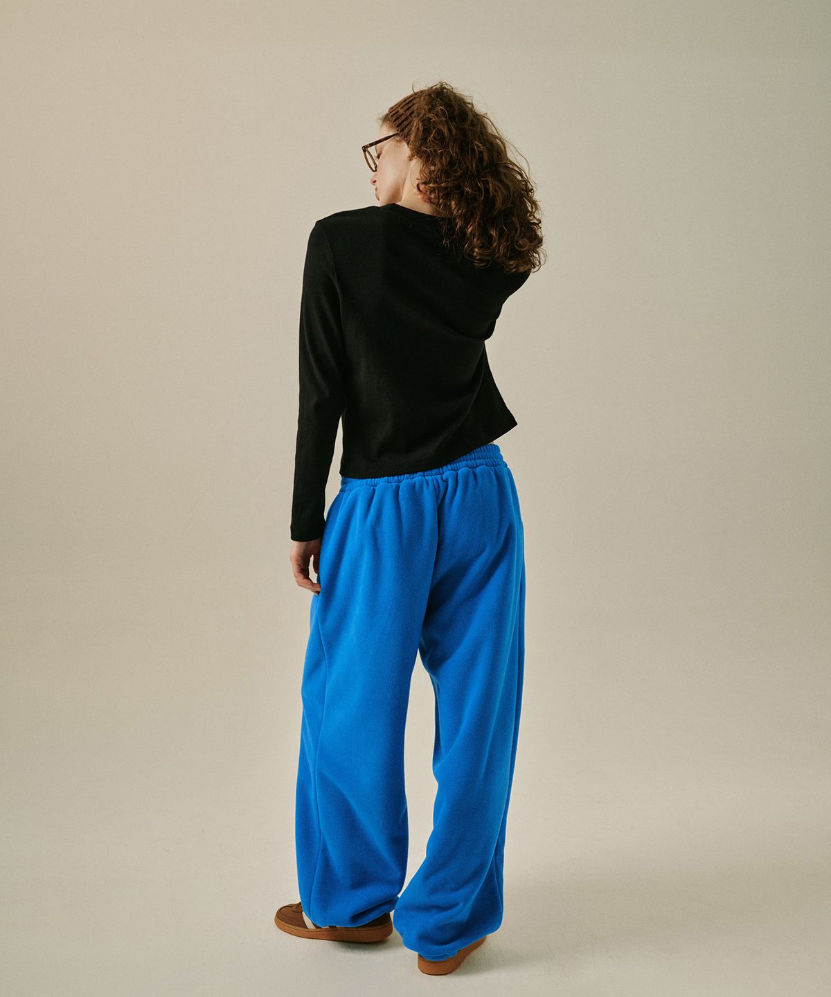 그린버터(GREENBUTTER) Mellow Essential Tee (Black)