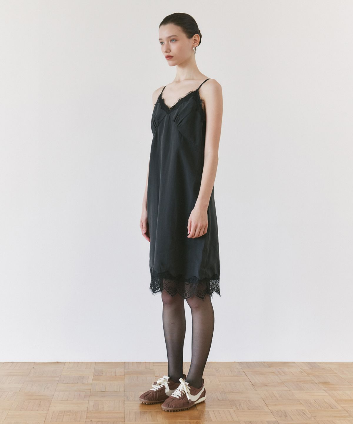 시야쥬(SIYAZU) SIA8046 빈티지 레이스 슬립 원피스_Vintage black