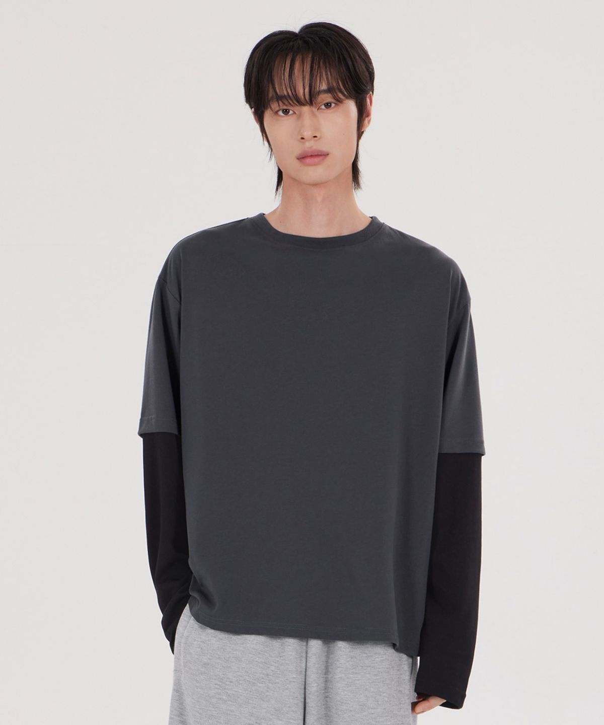 굿라이프웍스(GLW) [unisex] 레이어드 투톤 롱슬리브티 차콜