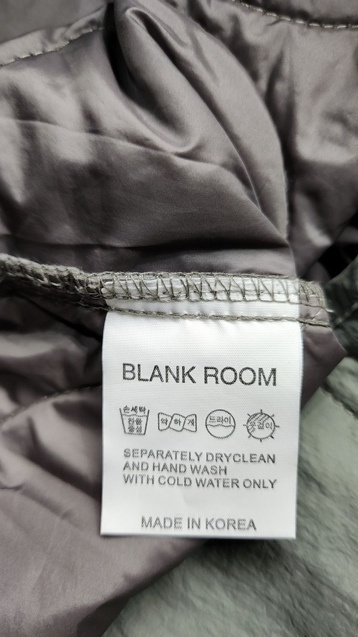 블랭크룸(BLANKROOM) 숏 패딩/숏 헤비 아우터 2