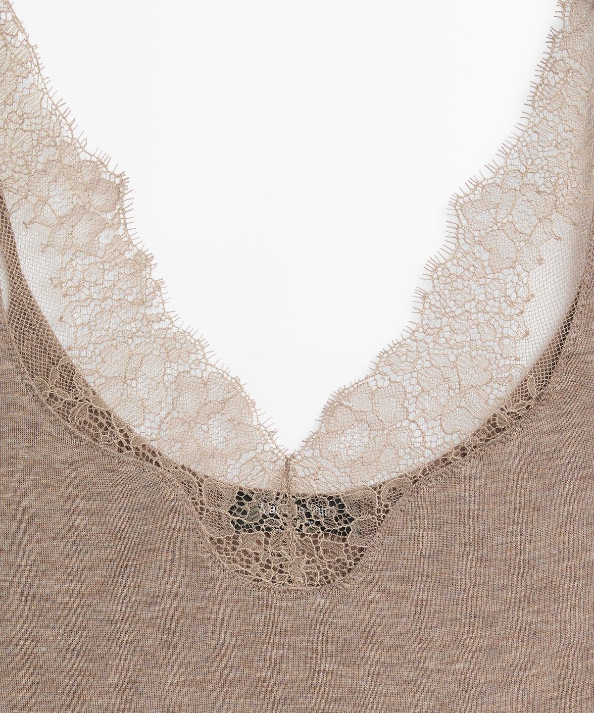 마시모두띠(MASSIMO DUTTI) 레이스 디테일 캐미솔 탑