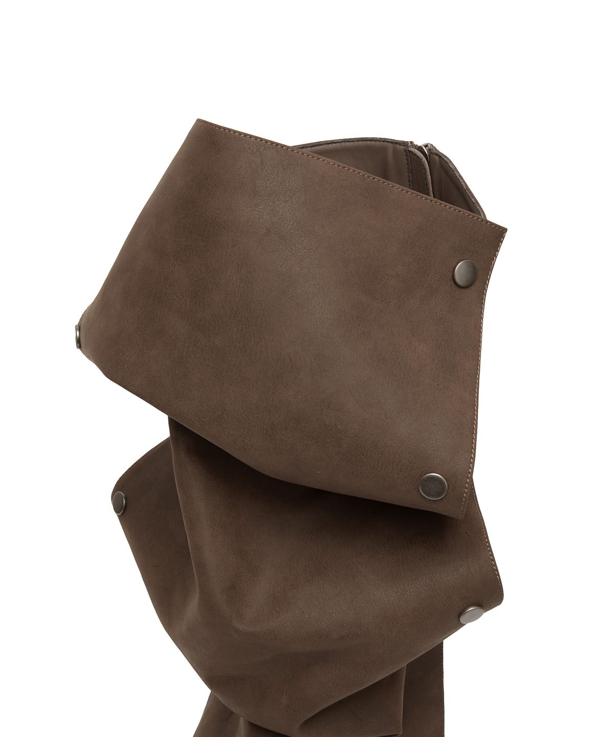 길라아카이브(GILAARCHIVE) [X IHCNIK] DRAPE SNAP LEATHER BOOTS_BROWN