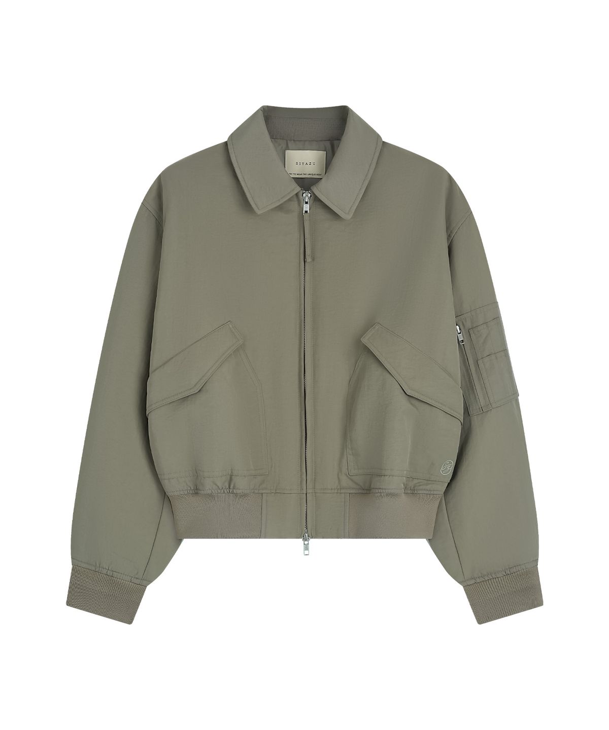 시야쥬(SIYAZU) SIOT4201 볼륨 패디드 항공 점퍼_Light khaki
