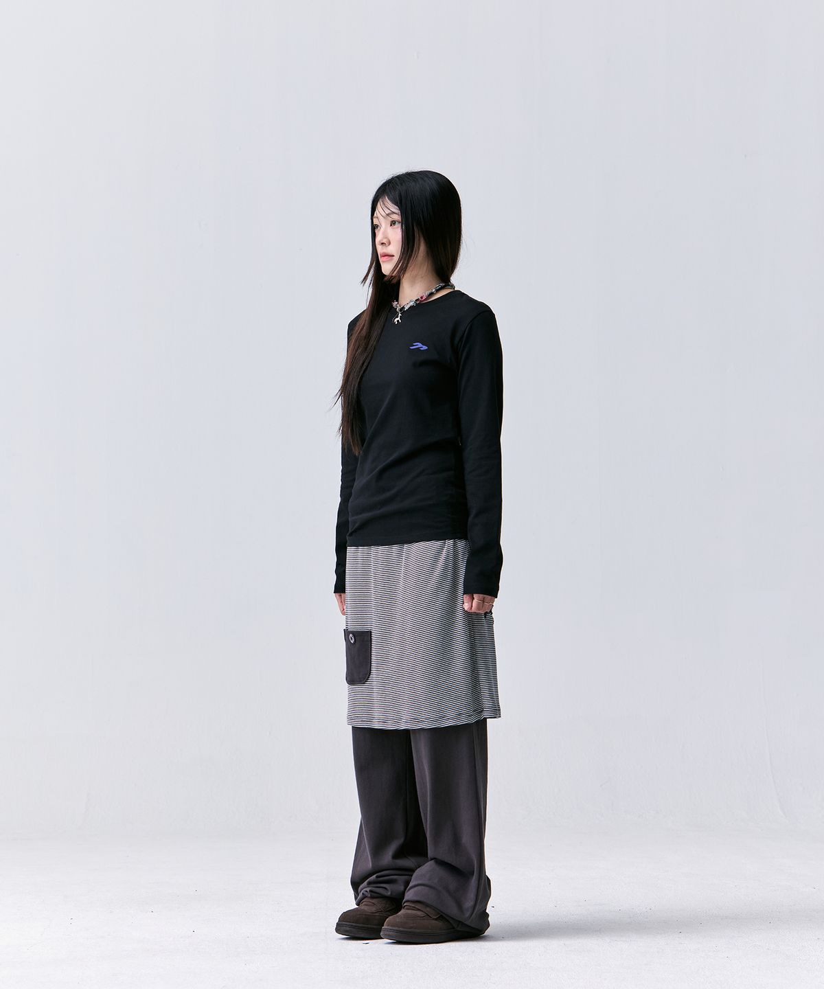 탄산마그네슘(TANSANMAGNESIUM) 본 롱슬리브 (블랙/블루)