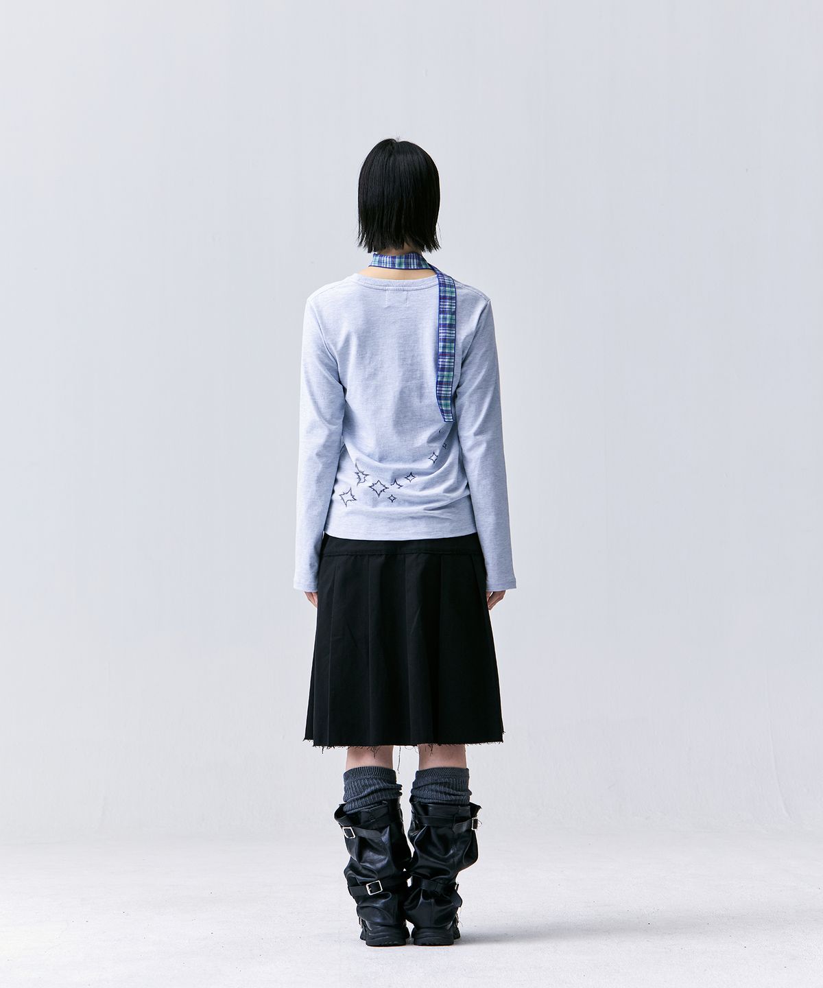 탄산마그네슘(TANSANMAGNESIUM) 더블 버튼 미디 스커트 (블랙)