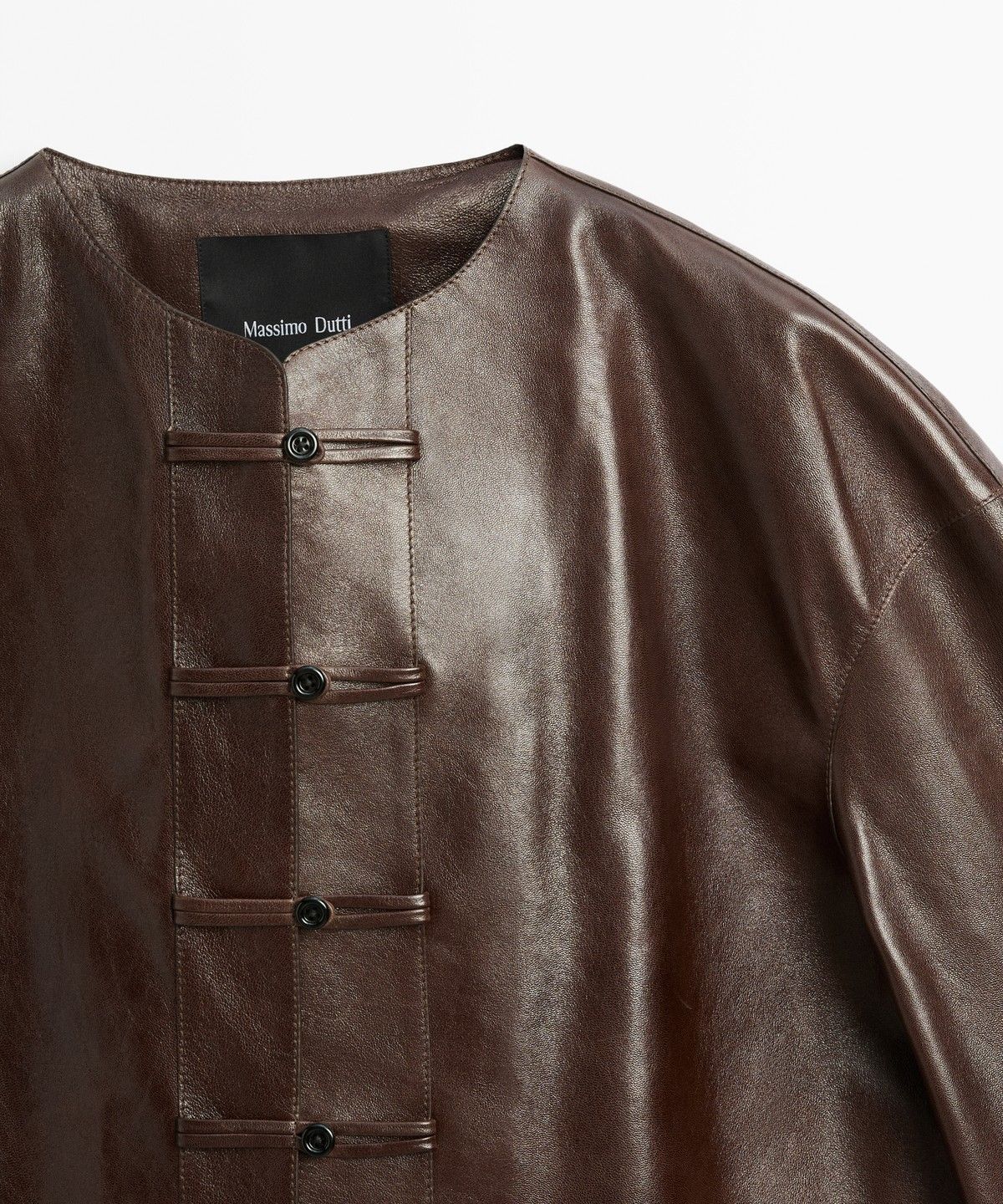 마시모두띠(MASSIMO DUTTI) 토글 디테일 나파 가죽 자켓