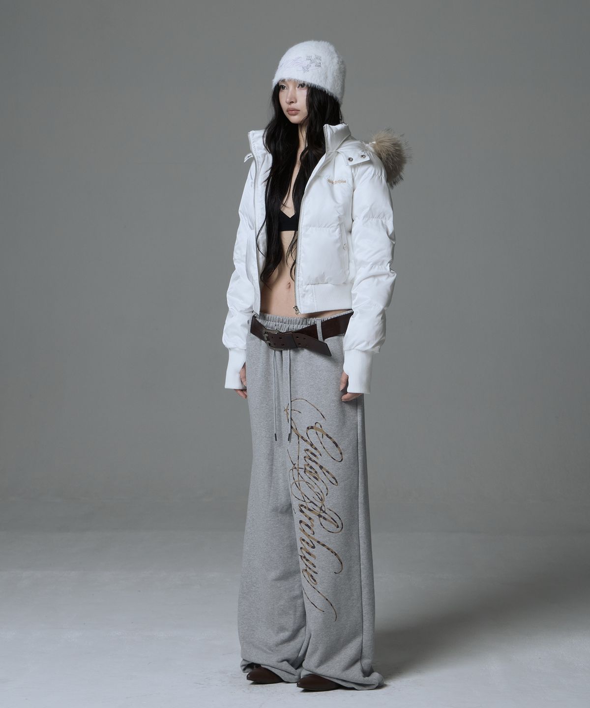 길라아카이브(GILAARCHIVE) FUR HOOD LIGHT PADDED JACKET_WHITE