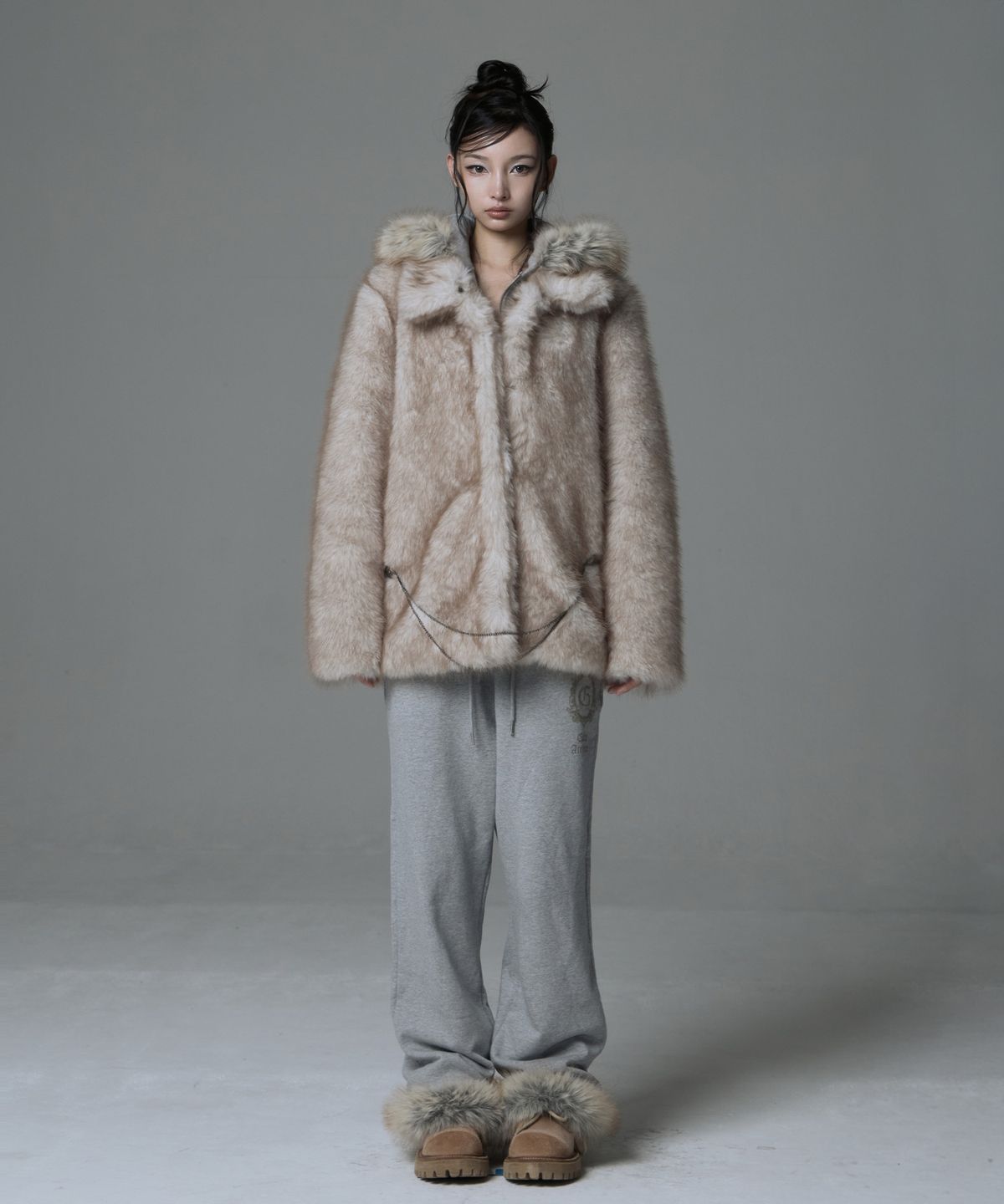 길라아카이브(GILAARCHIVE) NAPOLEON FUR JACKET_IVORY