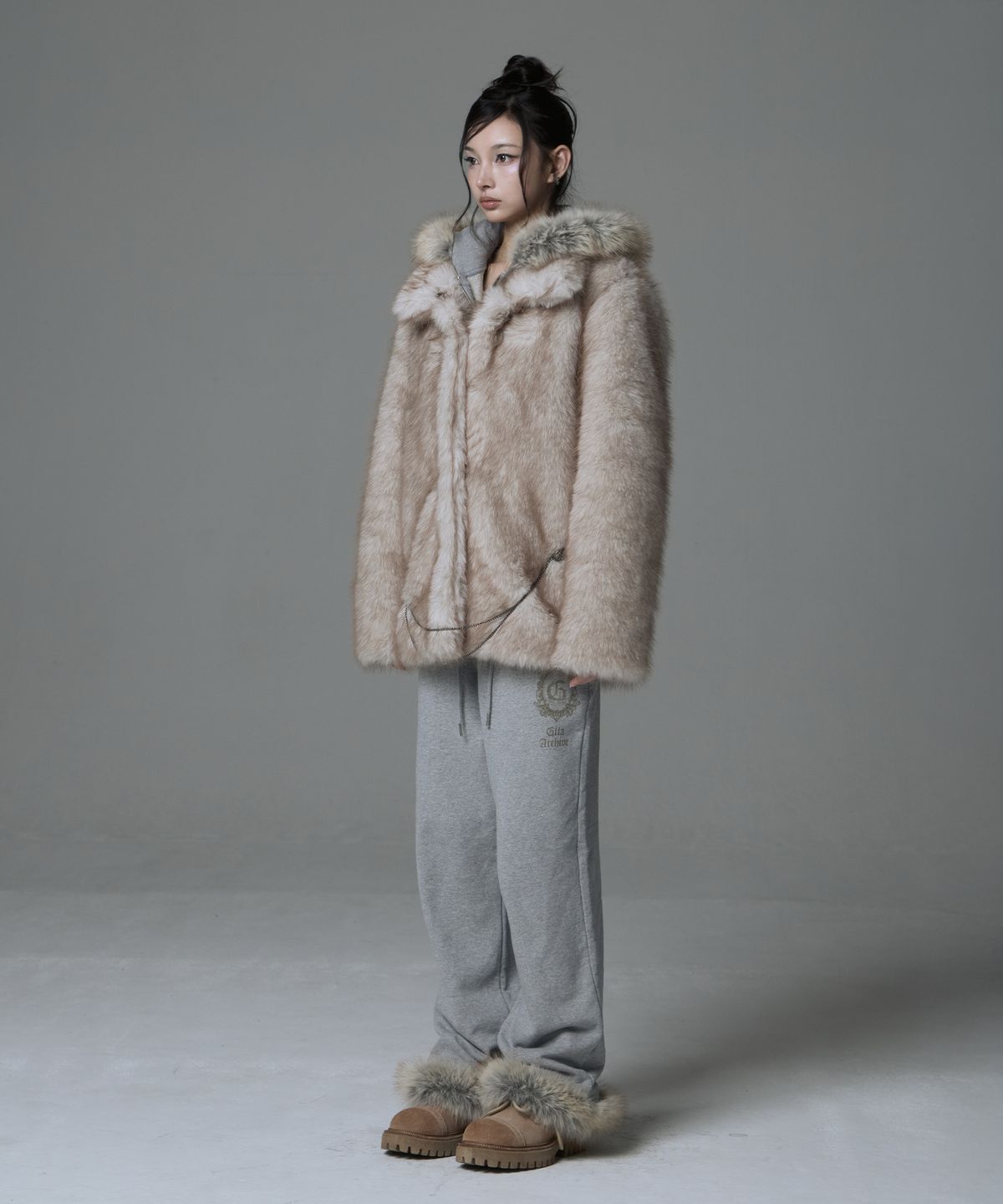길라아카이브(GILAARCHIVE) NAPOLEON FUR JACKET_IVORY