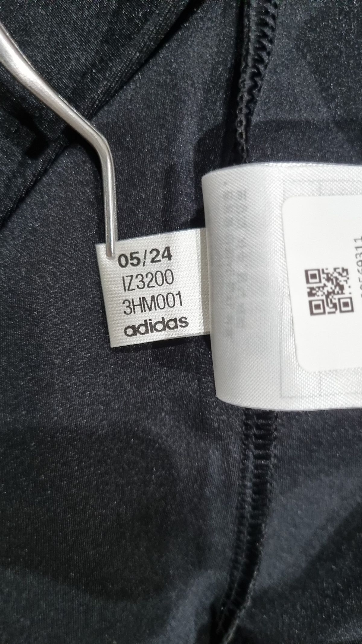 아디다스(ADIDAS) 3S 터틀넥 긴팔 티 - 블랙 / IZ3200 M