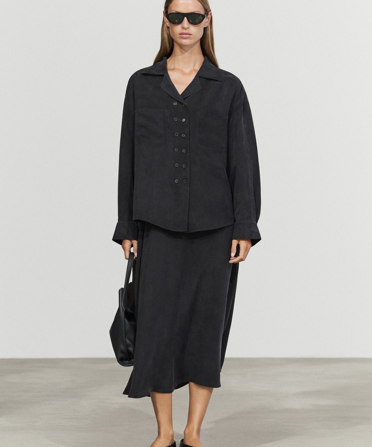 마시모두띠(MASSIMO DUTTI) 플루이드 더블 브레스티드 셔츠
