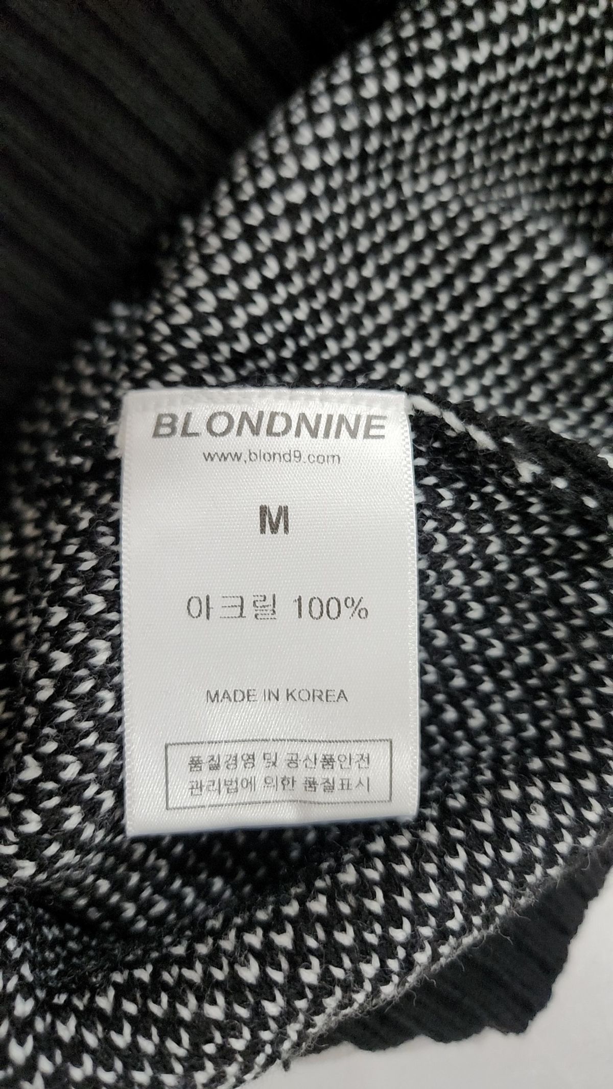 블론드나인(BLOND9) 니트/스웨터 M