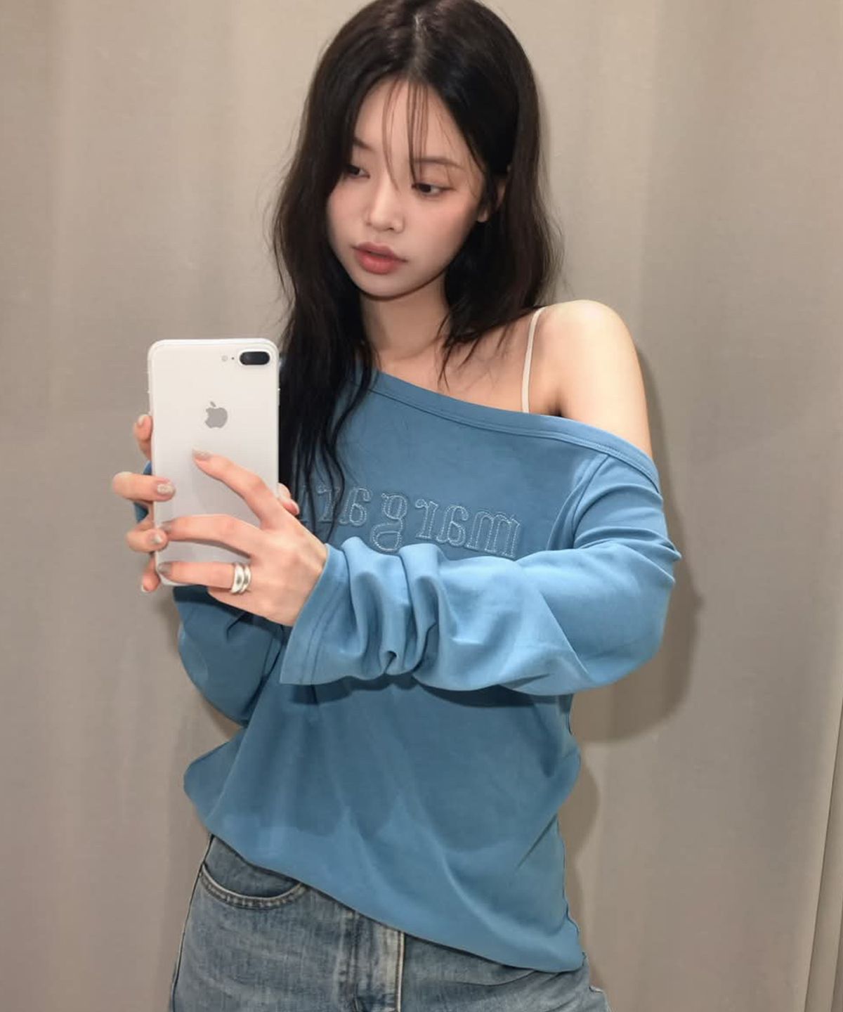 스트라이프마가린(STMG) 마가린 패치 원숄더 긴팔 티셔츠 블루
