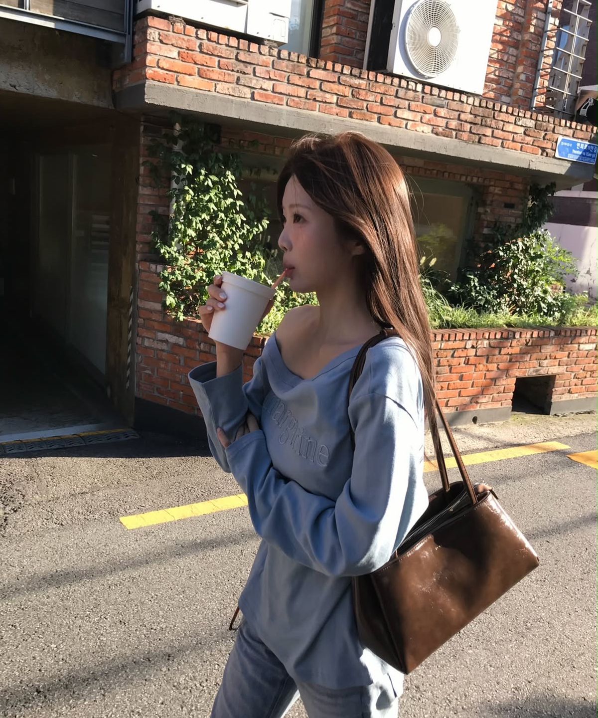 스트라이프마가린(STMG) 마가린 패치 원숄더 긴팔 티셔츠 소라