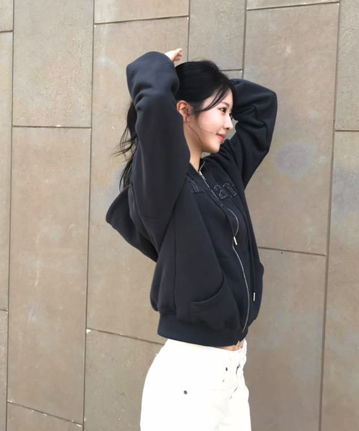 스트라이프마가린(STMG) 마가린 아플리케 루즈 투웨이 지퍼 후드집업 차콜