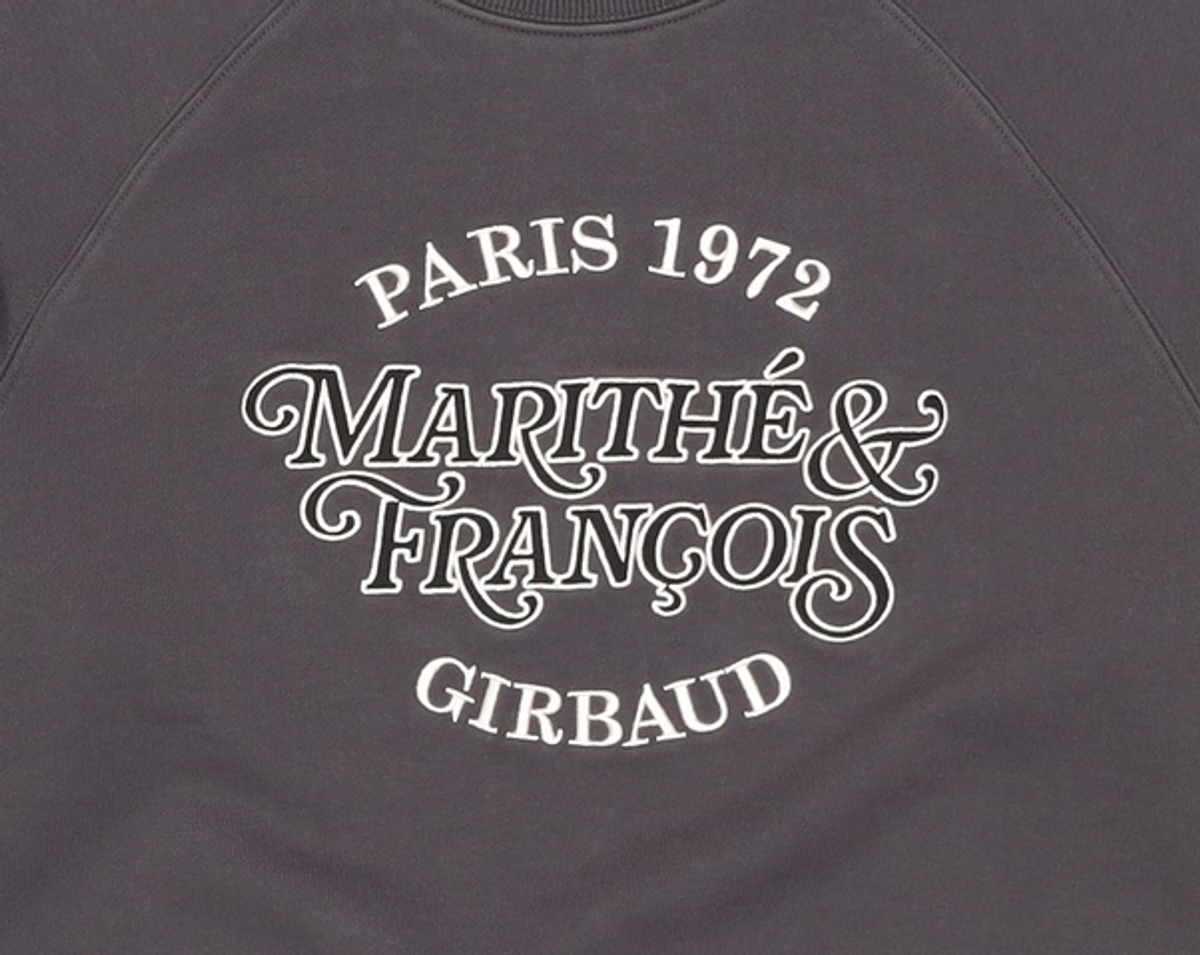 마리떼 프랑소와 저버(MARITHÉ + FRANҪOIS GIRBAUD) W MELLOW LOGO RAGLAN CROP SWEATSHIRT charcoal M