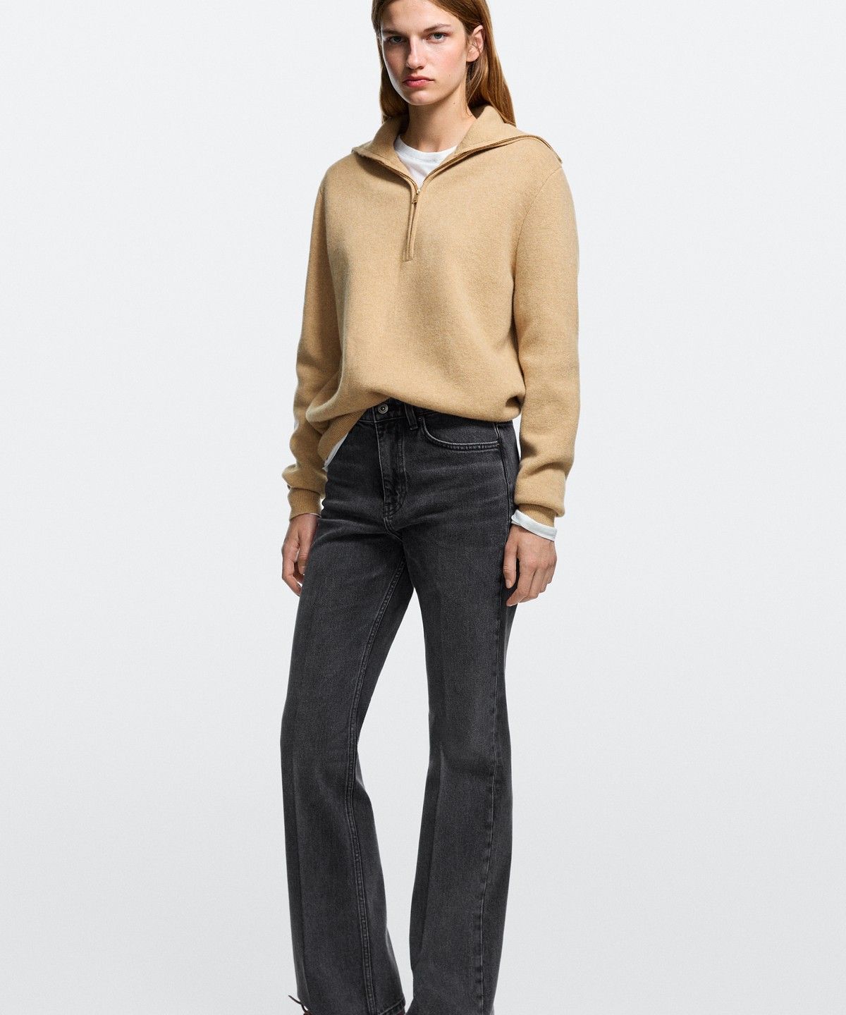 마시모두띠(MASSIMO DUTTI) 미드라이즈 플레어핏 데님 팬츠