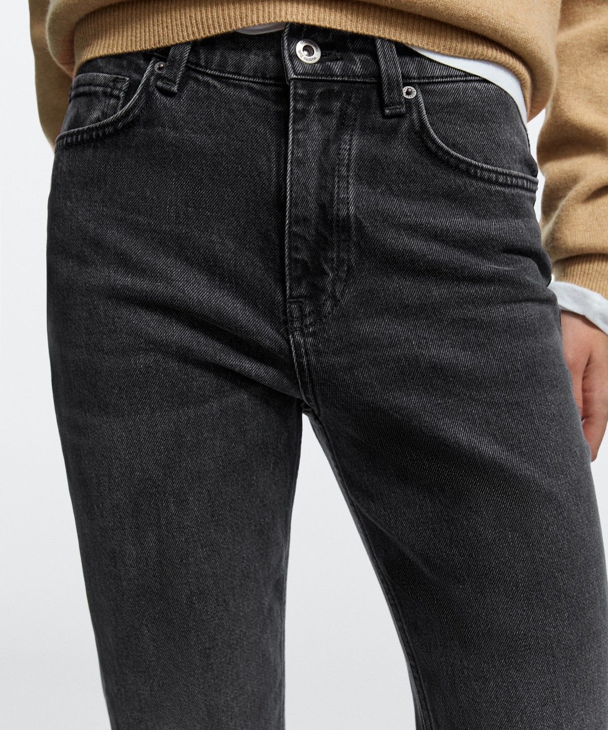 마시모두띠(MASSIMO DUTTI) 미드라이즈 플레어핏 데님 팬츠