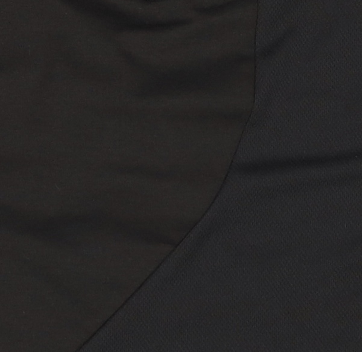 아트 오브 필드(ART OF FIELD) SPLIT MESH SHORT-SLEEVED T-SHIRT - BLACK 1