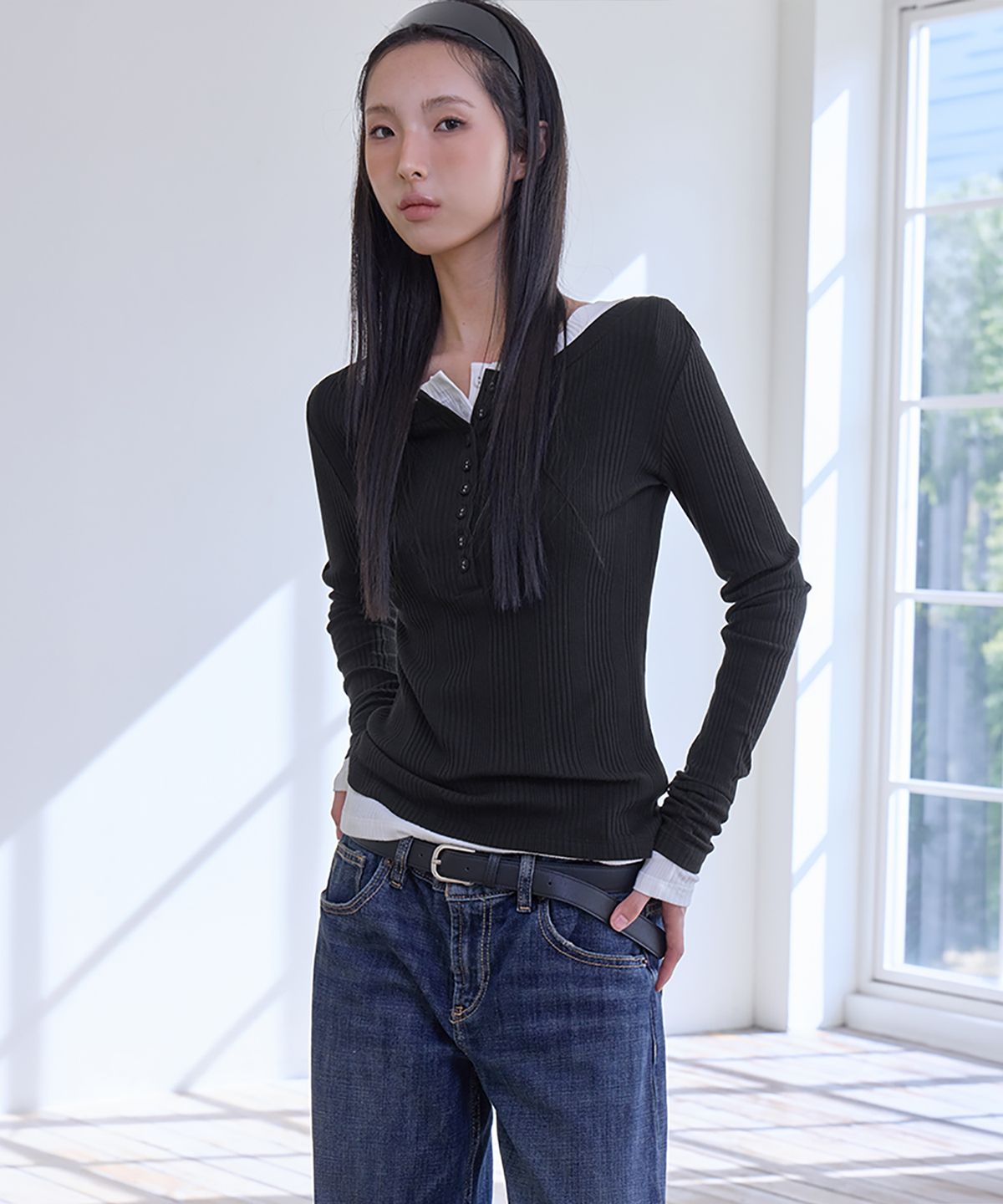 런던다다(LONDONDADA) Boat Neck Button-Up Rib Top, 2colors