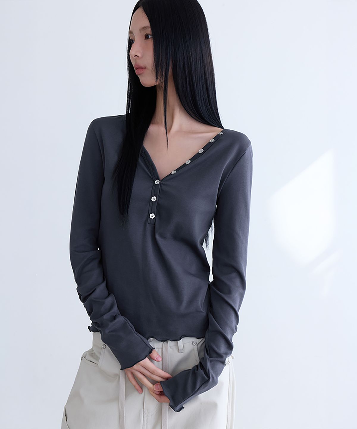 런던다다(LONDONDADA) Button V-neck Long Sleeve T-shirts, 3colors