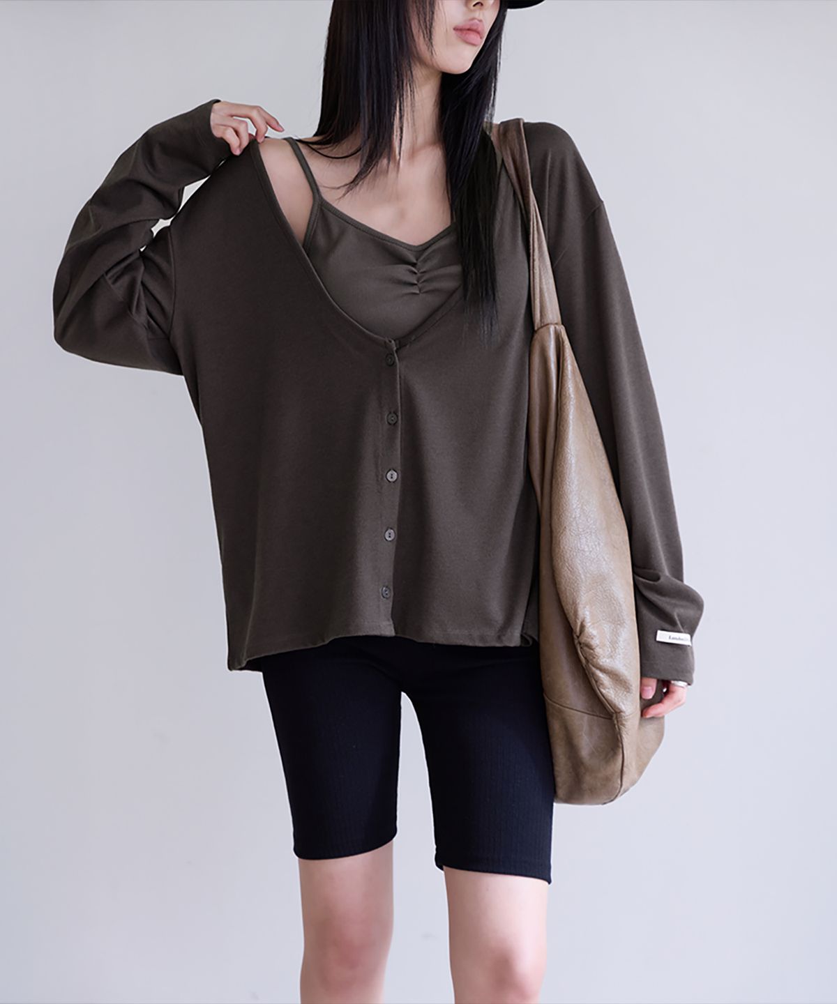 런던다다(LONDONDADA) Deep V-Neck Relaxed Cardigan, BROWN